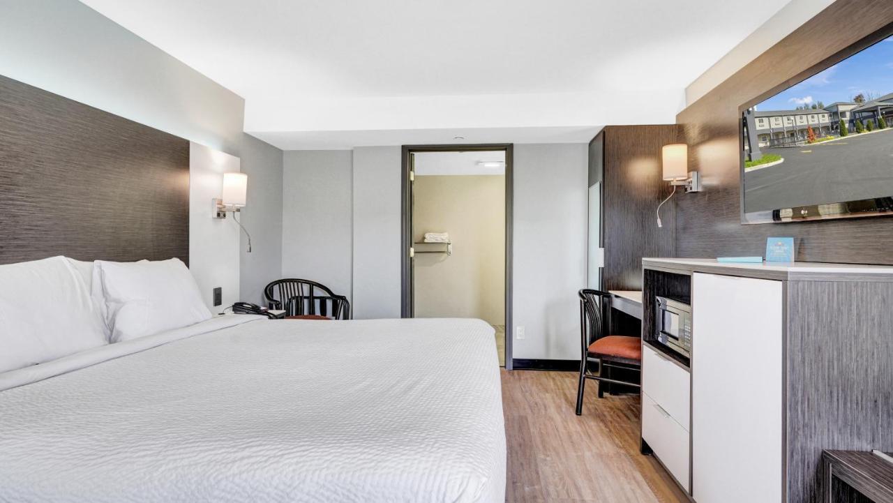 Days Inn & Suites By Wyndham Niagara Falls/Buffalo Extérieur photo
