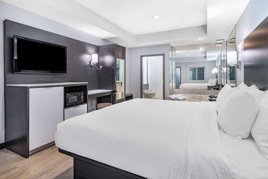 Days Inn & Suites By Wyndham Niagara Falls/Buffalo Chambre photo