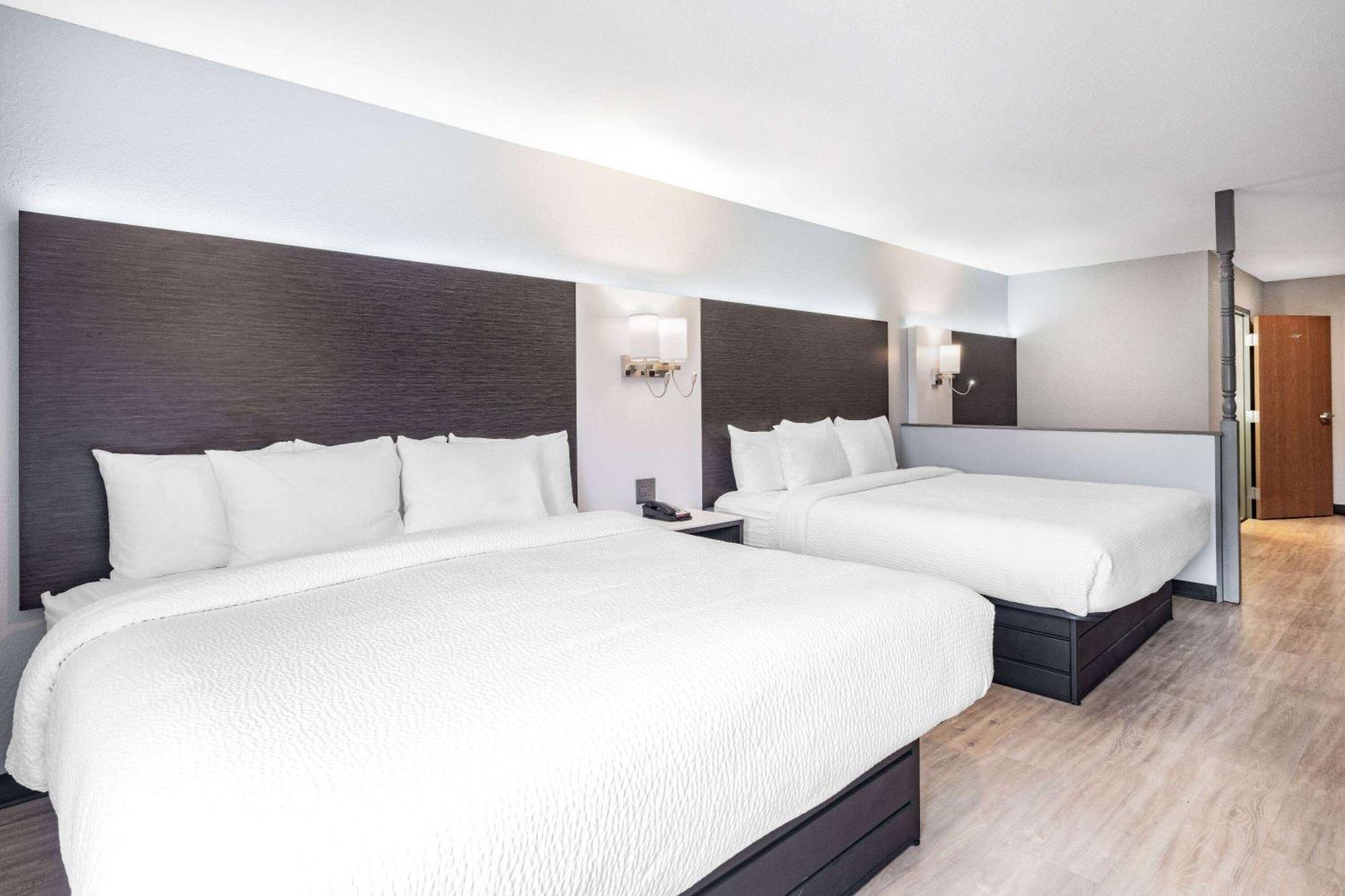 Days Inn & Suites By Wyndham Niagara Falls/Buffalo Extérieur photo